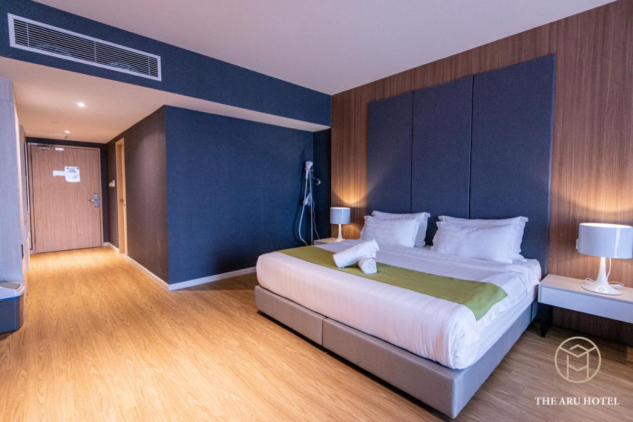 The Aru Hotel At Aru Suites โกตาคินาบาลู ภายนอก รูปภาพ