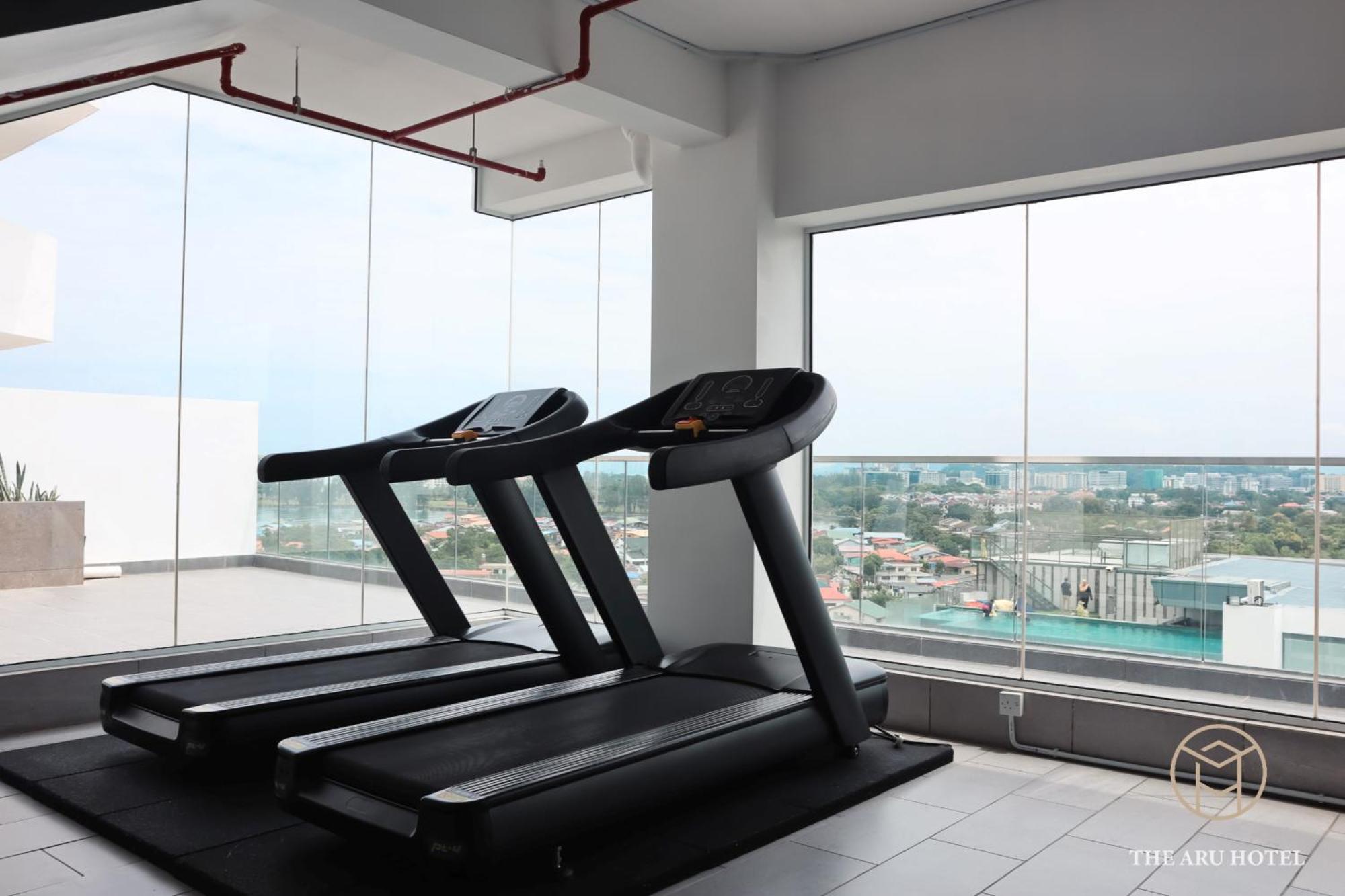 The Aru Hotel At Aru Suites โกตาคินาบาลู ภายนอก รูปภาพ