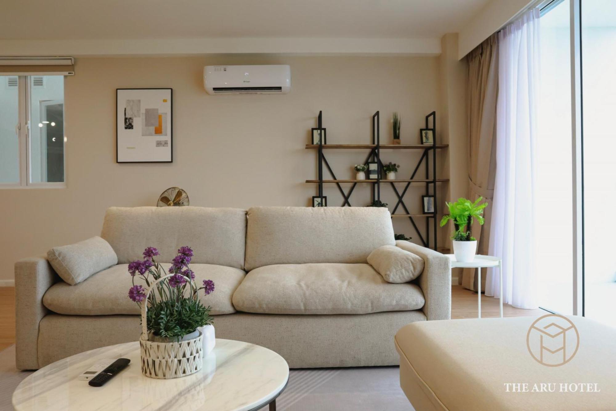 The Aru Hotel At Aru Suites โกตาคินาบาลู ภายนอก รูปภาพ